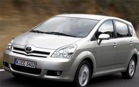 COROLLA VERSO 5 places