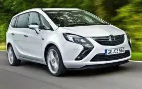 ZAFIRA C TOURER 5 places