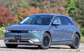 IONIQ 5 Justerbar mittkonsol