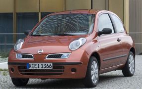 MICRA ACENTA 3 dörrar