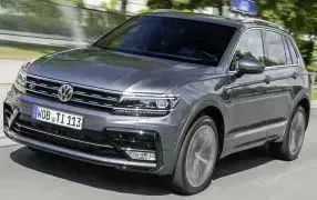 TIGUAN / Klassiska säten / Bakre säten delade i 3 delar