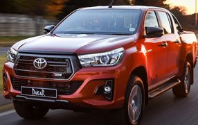 HILUX dubbelhytt