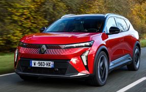 SCENIC E-TECH / Klassiska säten